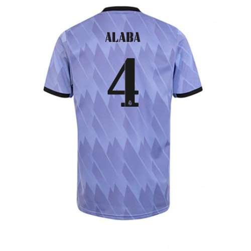 Real Madrid David Alaba #4 Bortedrakt 2022-23 Kortermet Real Madrid David Alaba #4 Bortedrakt 2022-23 Kortermet
